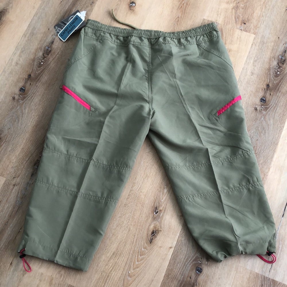 Capri Pants - Picture 5 of 5